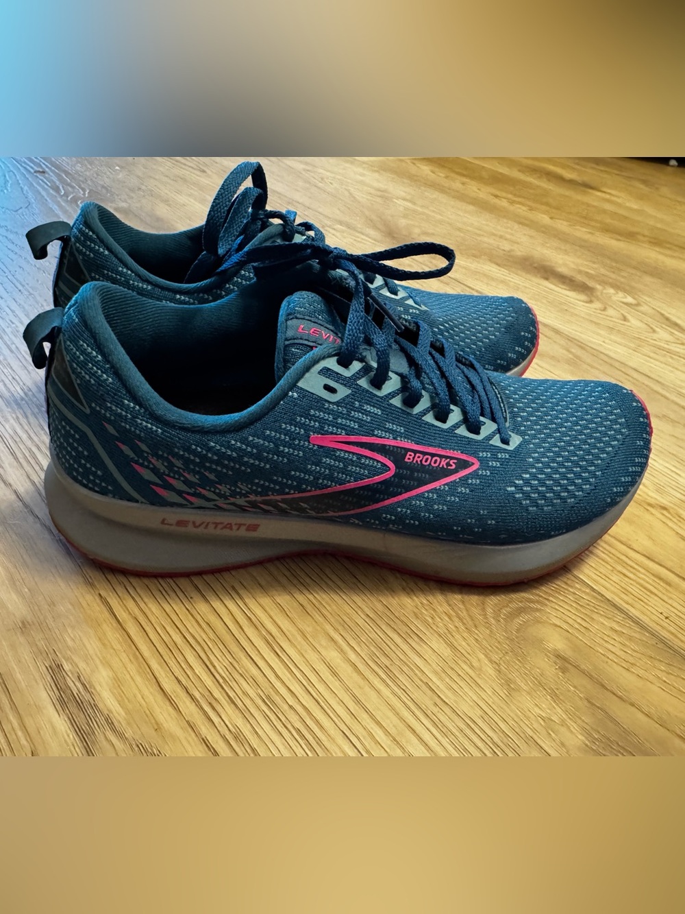 Like New Brooks Women's Teal and Pink Levitate Running Sneakers - Picture 2 of 7
